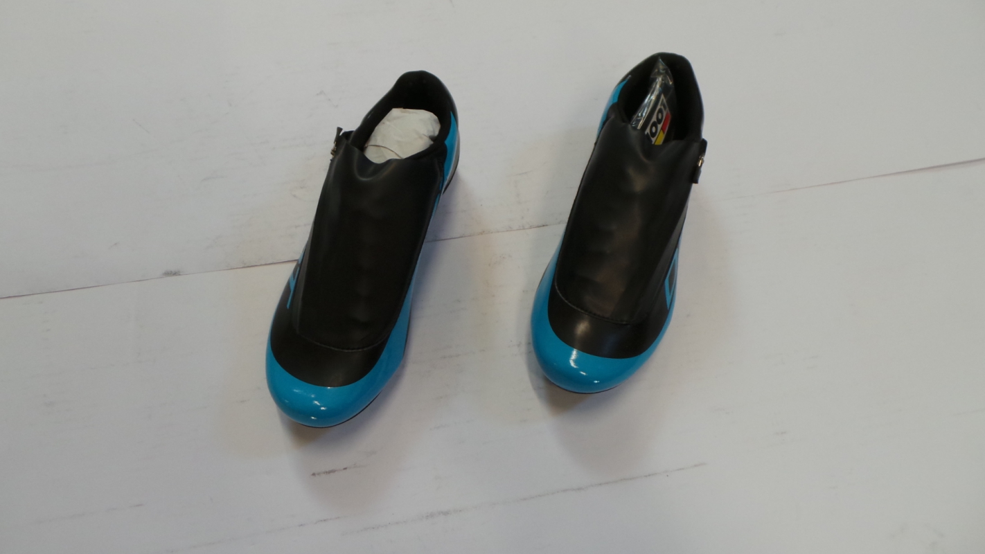 Chaussures De Vélo DMT P1 Homme – Taille 37 – Noir/bleu Sky – Compatible SPD-SL