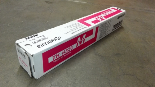 Kyocera Mita TK-8325M Toner-Kit